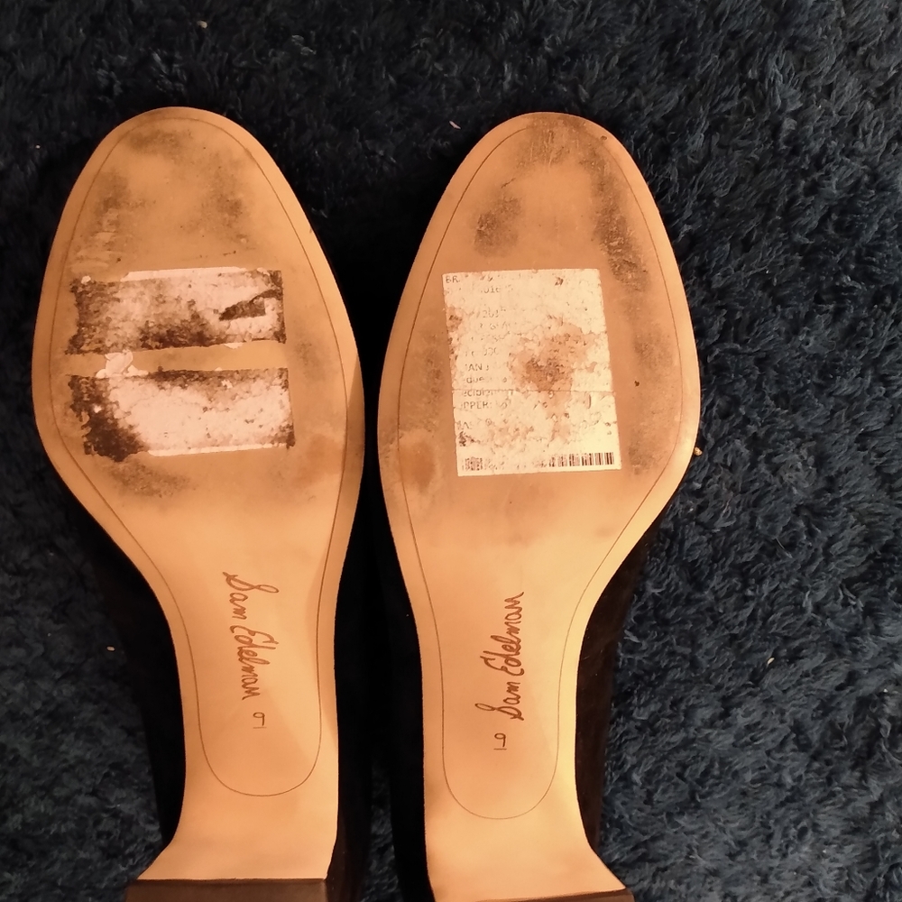 Heels - Picture 2 of 2